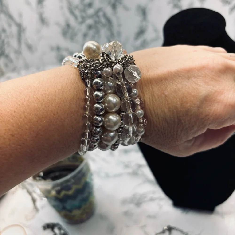 Elegant Pearl and Silver Bracelet Set